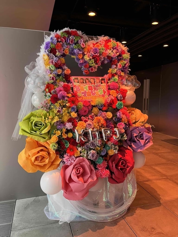 Zepp Shinjuku　カラフルハート型スタンド