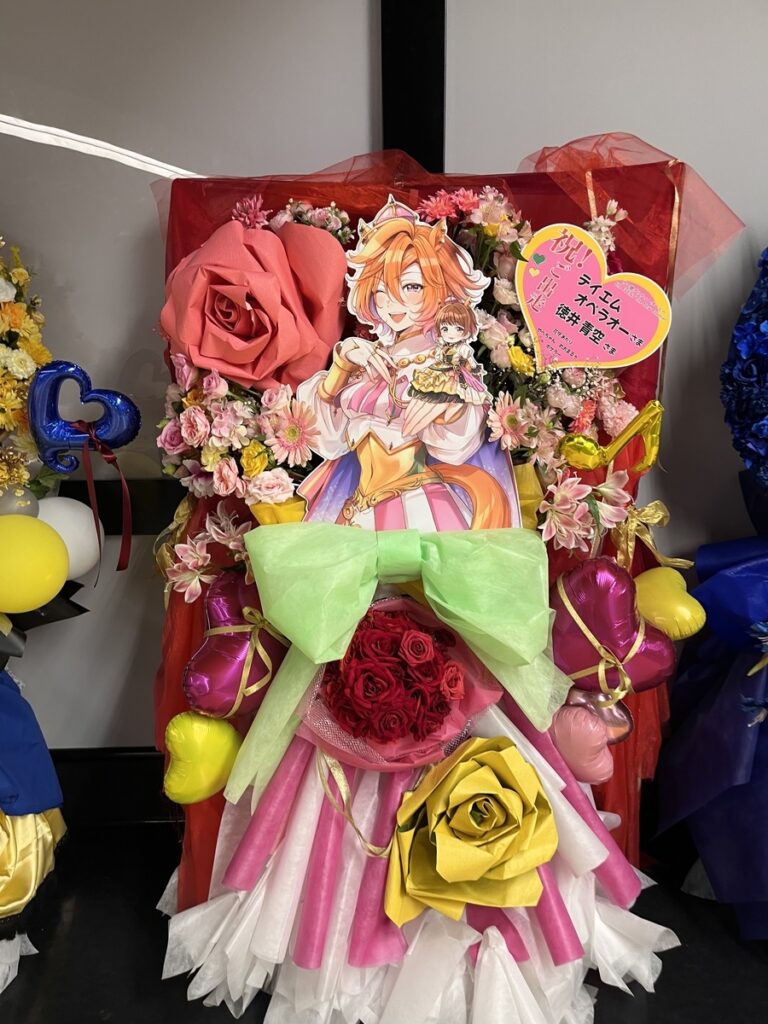 GMOアリーナさいたま（さいたまスーパーアリーナ）　ジャイアントペーパーと花束付きフラワースタンド（フラスタ）