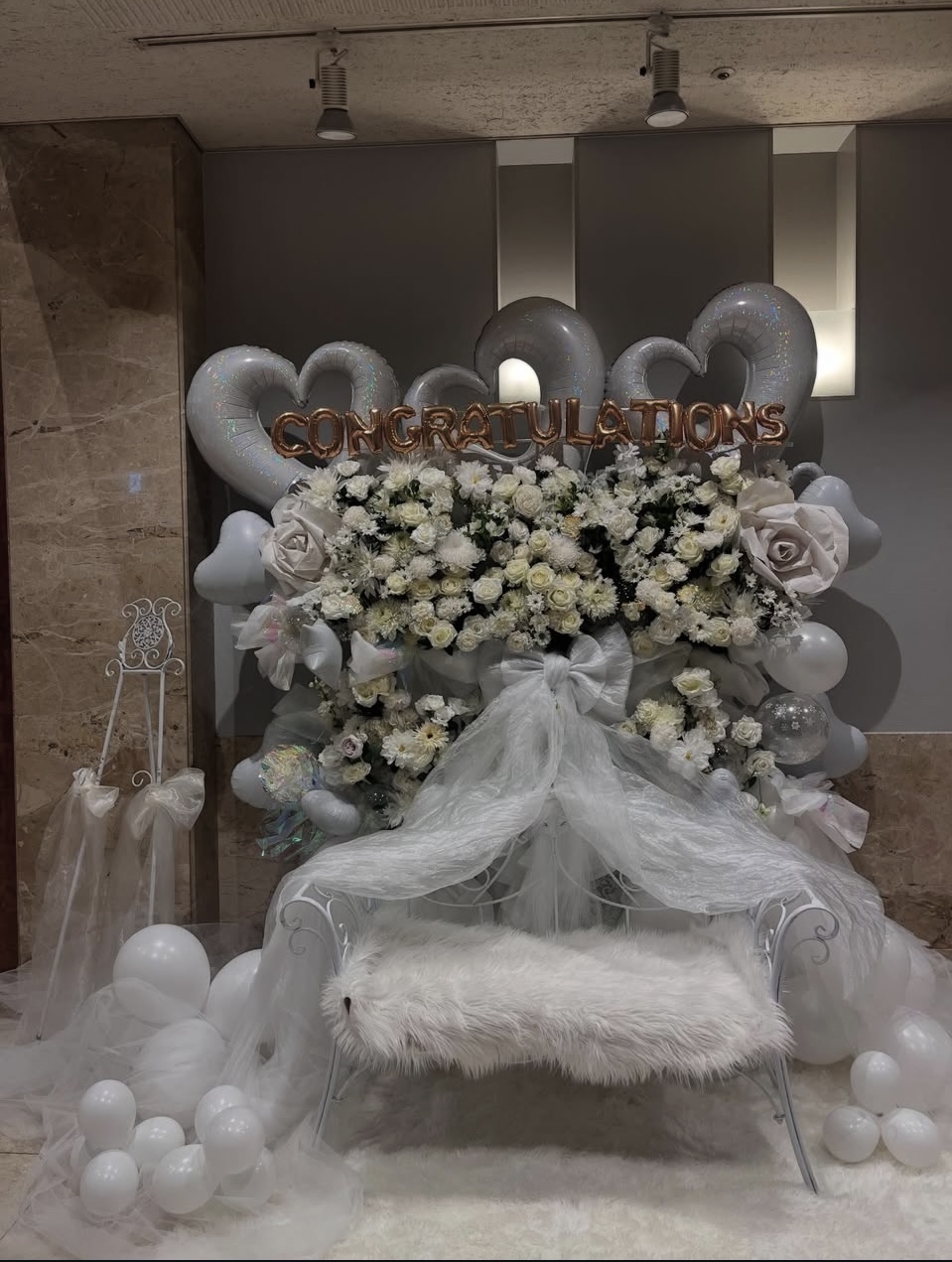 恵比寿ザ・ガーデンホール フラスタ フラワーバルーンスタンド