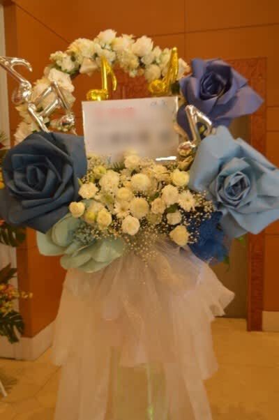 恵比寿ザ・ガーデンホール フラスタ フラワーバルーンスタンド