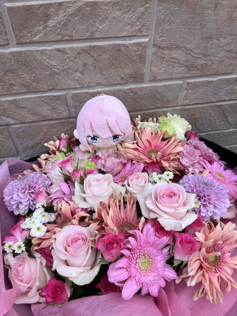 池袋リヴォイス　ぬいぐるみ入りの花束