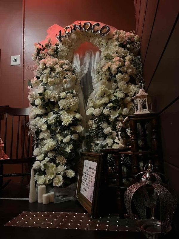 下北沢シャングリラ　白メインアーチ