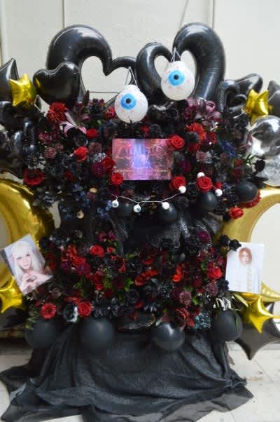 池袋のライブハウス　池袋EDGEにお届けの連結スタンド花