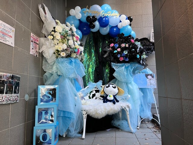 SHIBUYA REX 羽付きバルーンアーチ