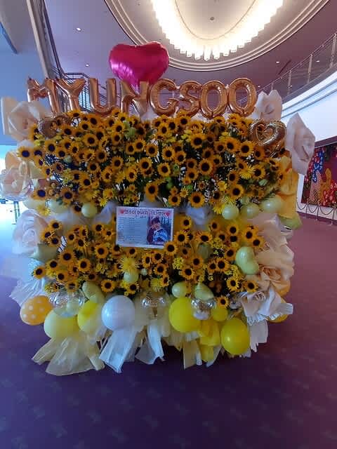川口リリアにお届けの4基連結スタンド