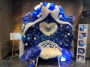 秋葉原Venus　青メイン ハート型花壁・バルーンアーチ