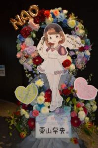 東京ガーデンシアター リース型スタンド花