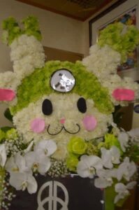 赤羽ReNY alpha 緑+白 ふっかちゃんモチーフフラスタ