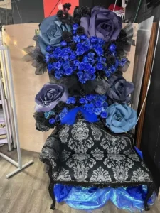パーラースパイラル 青メインの椅子付きフラスタ