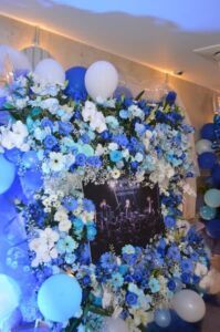 Veats Shibuya　青メイン　3基連結スタンド花