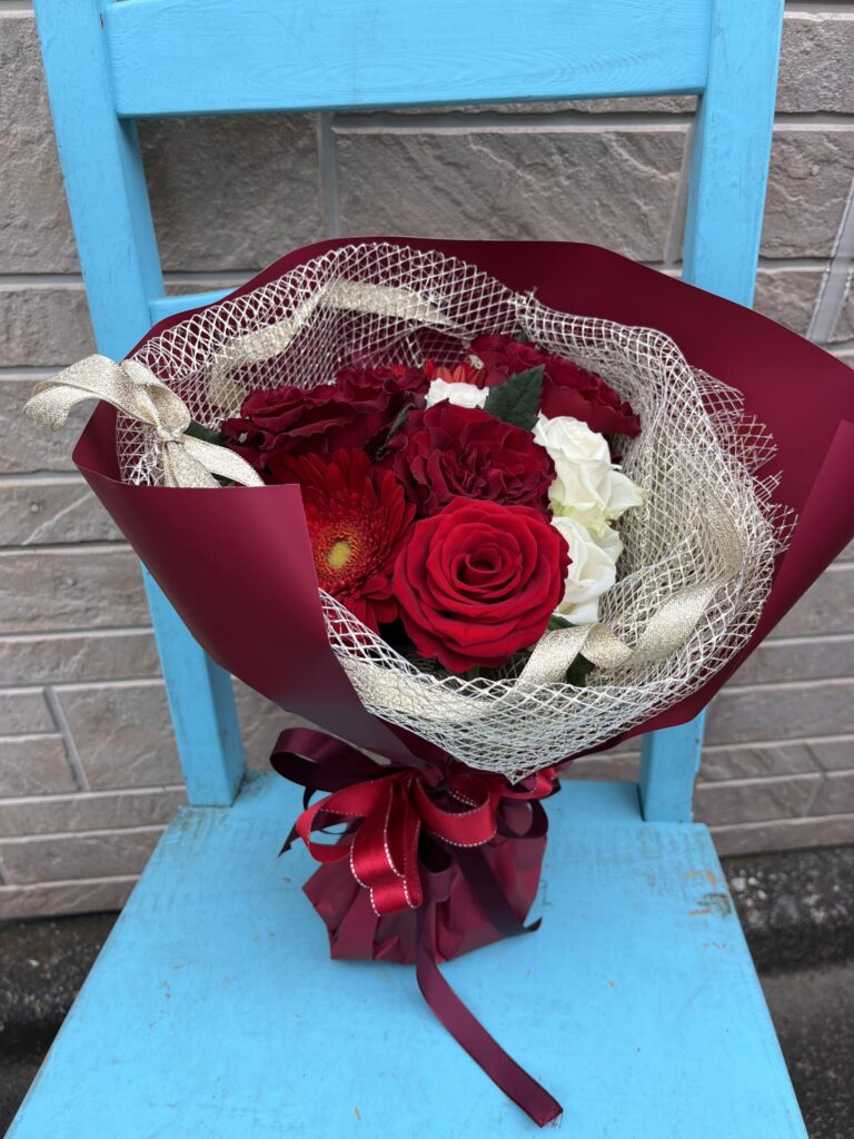花束付き　赤メイン　フラワースタンド