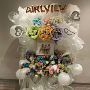 SHIBUYA DESEO 白メイン 6個の花束付き2基連結フラスタ