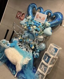 浅草VAMPKIN 水色メイン ベンチ付きフラスタ